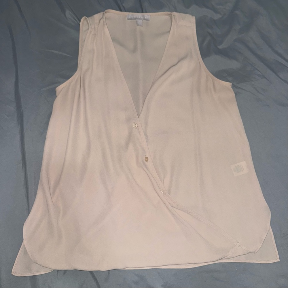 Cream sleeveless button blouse
